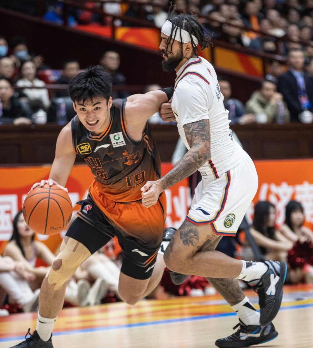 leyu sports-关于赛前武汉三镇单刀错失：CBA季后赛节点到来，引发热议，临场指挥获称赞的信息-leyu sports